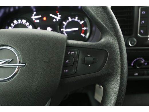 Opel Vivaro 2.0 CDTI L3H1 | Euro6 | Airco | Cruise | Camera | 3-Ztis | Carplay | Navi | Parkeersens. ActivLease financial lease