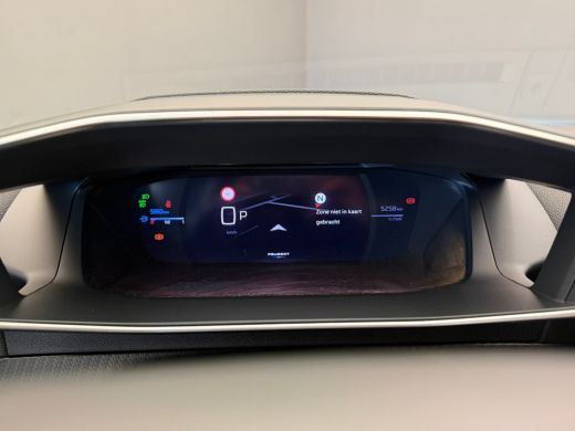 Peugeot 2008 1.2 Hybrid 145 GT Elek. Voorstoel | Voorstoelen Verwarmd | Massage | Camera | LED | Digitaal Dash... ActivLease financial lease