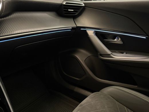 Peugeot 2008 1.2 Hybrid 145 GT Elek. Voorstoel | Voorstoelen Verwarmd | Massage | Camera | LED | Digitaal Dash... ActivLease financial lease
