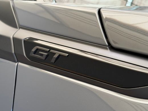 Peugeot 2008 1.2 Hybrid 145 GT Elek. Voorstoel | Voorstoelen Verwarmd | Massage | Camera | LED | Digitaal Dash... ActivLease financial lease