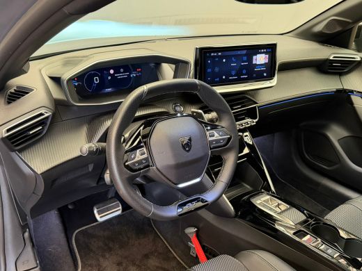 Peugeot 208 Hybrid 100 e-DCS6 GT Climate | Cruise | Pano | Apple Carplay/Android Auto | ActivLease financial lease