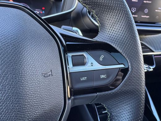 Peugeot 208 Hybrid 100PK e-DCS6 GT Automaat | Panoramadak | Camera | Sfeerverlichting | Draadloze Apple Carpl... ActivLease financial lease