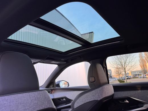 Peugeot 3008 1.2 Hybrid 145 PK GT | Alcantara Interieur | Stoelverwarming Voor + Achter | Massagestoelen | Foc... ActivLease financial lease