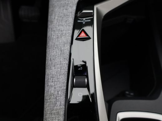 Peugeot 5008 1.2 Hybrid 136 Allure | 2 stoelen op derde rij | Achteruitrijcamera | Apple Carplay/Android Auto|... ActivLease financial lease