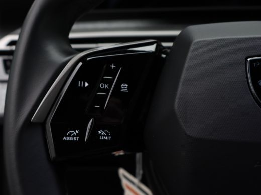 Peugeot 5008 1.2 Hybrid 136 Allure | 2 stoelen op derde rij | Achteruitrijcamera | Apple Carplay/Android Auto|... ActivLease financial lease