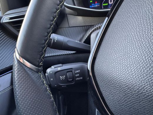 Peugeot e-2008 EV GT 54 kWh 156PK | Sfeerverlichting | Navigatie | Apple Carplay / Android Auto | Camera | Keyle... ActivLease financial lease