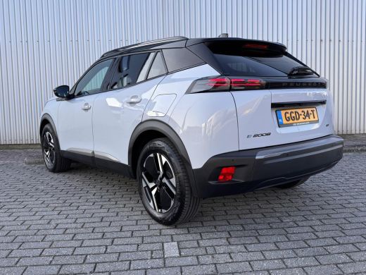 Peugeot e-2008 EV GT 54 kWh 156PK | Sfeerverlichting | Navigatie | Apple Carplay / Android Auto | Camera | Keyle... ActivLease financial lease