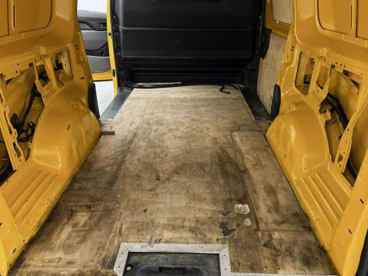 Peugeot Expert 2.0 HDI Euro6 123PK L2 Premium / 2xSchuifdeur / Trekhaak / Airco / Apk - nieuw ActivLease financial lease