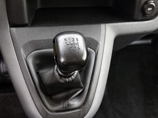 Peugeot Expert 2.0 HDI Euro6 123PK L2 Premium / 2xSchuifdeur / Trekhaak / Airco / Apk - nieuw ActivLease financial lease