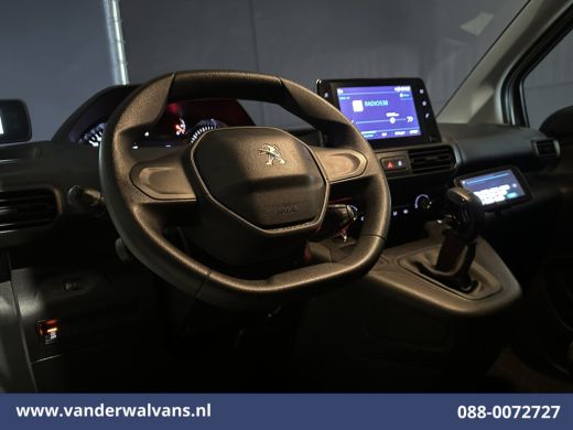 Peugeot Partner 1.6 BlueHDI 100pk L1H1 Euro6 Airco | Apple Carplay | Trekhaak Cruisecontrol, Android Auto, Parkee... ActivLease financial lease