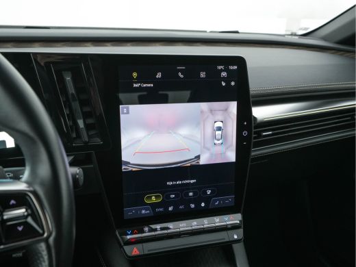 Renault Megane E-Tech E-Tech EV60 Optimum Charge Iconic [ 3-Fase-22Kw ] {SOH-92%} (INCL-BTW) Aut. *LEATHER | FULL-LED |... ActivLease financial lease