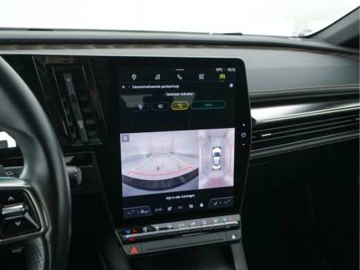 Renault Megane E-Tech E-Tech EV60 Optimum Charge Iconic [ 3-Fase-22Kw ] {SOH-92%} (INCL-BTW) Aut. *LEATHER | FULL-LED |... ActivLease financial lease