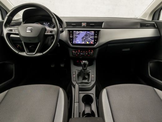 Seat Ibiza 1.0 TSI Sport (APPLE CARPLAY, GROOT NAVI, CLIMATE, CAMERA, SPORTSTOELEN, GETINT GLAS, PARKEERSENS... ActivLease financial lease