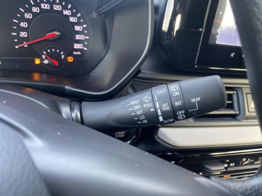 Suzuki Swift 1.2 Comfort Smart Hybrid | Nieuwe auto !| Direct uit voorraad leverbaar | ActivLease financial lease