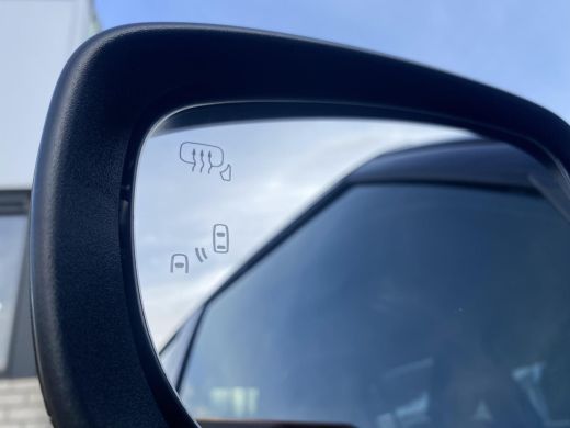 Suzuki Swift 1.2 Comfort Smart Hybrid | Nieuwe auto !| Direct uit voorraad leverbaar | ActivLease financial lease