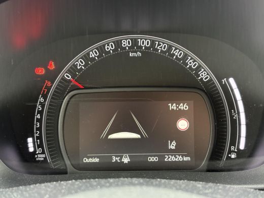 Toyota Aygo 1.0 VVT-i MT Play **ADAPTIEF CRUISECONTROL/ AIRCO/ DAB/ GARANTIE** ActivLease financial lease