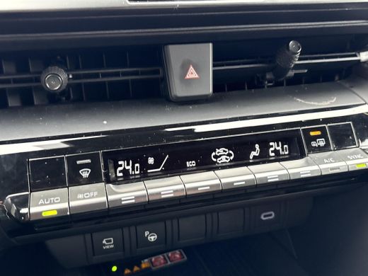 Toyota C-HR 1.8 Hybrid 140 First Edition **DODEHOEK DETECTIE/ 360 CAMERA/ PARKEERSENSOREN/ GARANTIE** ActivLease financial lease