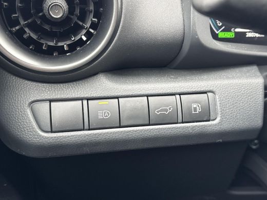 Toyota C-HR 1.8 Hybrid 140 First Edition **DODEHOEK DETECTIE/ 360 CAMERA/ PARKEERSENSOREN/ GARANTIE** ActivLease financial lease