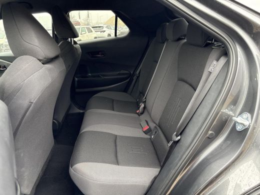 Toyota C-HR 1.8 Hybrid 140 First Edition **DODEHOEK DETECTIE/ 360 CAMERA/ PARKEERSENSOREN/ GARANTIE** ActivLease financial lease