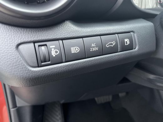 Toyota C-HR 2.0 Plug-in Hybrid 220 Executive | Uit voorraad leverbaar! | &euro; 2.000 extra inruilwaarde | ActivLease financial lease