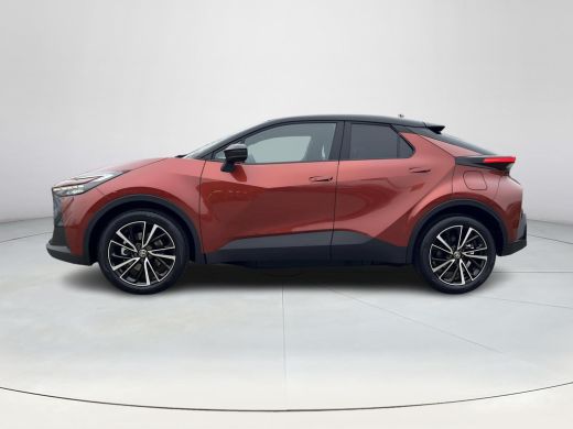 Toyota C-HR 2.0 Plug-in Hybrid 220 Executive | Uit voorraad leverbaar! | &euro; 2.000 extra inruilwaarde | ActivLease financial lease