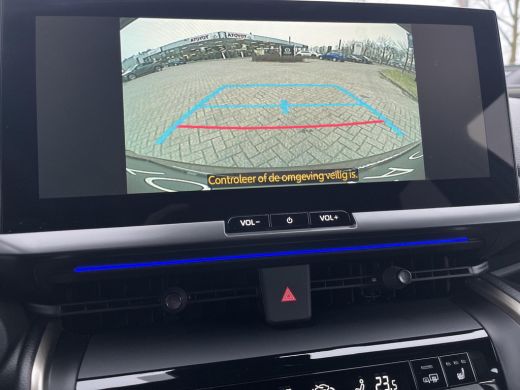 Toyota C-HR 2.0 Plug-in Hybrid 220 Executive | Uit voorraad leverbaar! | &euro; 2.000 extra inruilwaarde | ActivLease financial lease