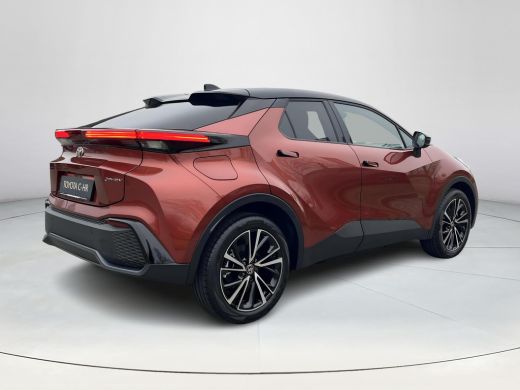Toyota C-HR 2.0 Plug-in Hybrid 220 Executive | Uit voorraad leverbaar! | &euro; 2.000 extra inruilwaarde | ActivLease financial lease