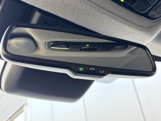 Toyota Yaris 1.5 Hybrid 115 Dynamic **DODEHOEK DETECTIE/ STUUWVERWARMING/ PARKEERSENSOREN/ GARANTIE** ActivLease financial lease