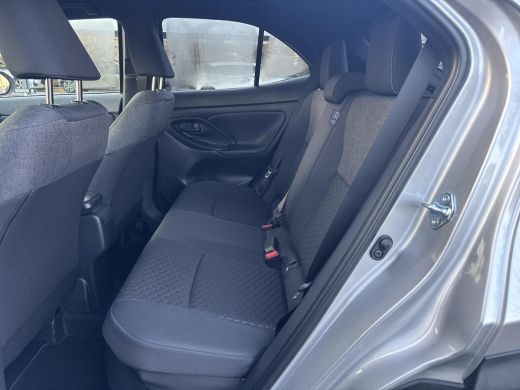 Toyota Yaris Cross 1.5 Hybrid 130 Dynamic Comfort Pack | 06-10141018 Voor meer informatie ActivLease financial lease