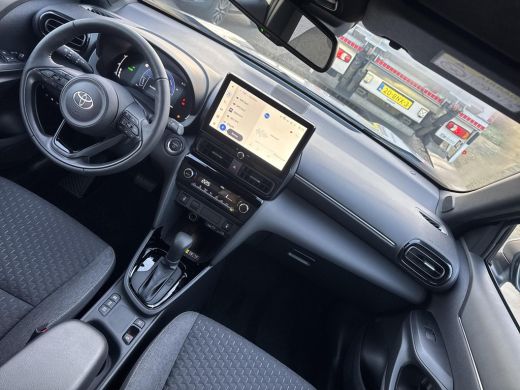 Toyota Yaris Cross 1.5 Hybrid 130 Dynamic Comfort Pack | 06-10141018 Voor meer informatie ActivLease financial lease