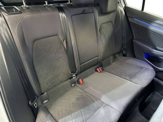 Volkswagen Golf 1.0 110pk eTSI Life Business Achteruitrijcamera | Parkeersensoren voor en achter | Adaptive cruis... ActivLease financial lease