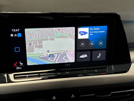 Volkswagen Golf 1.0 110pk eTSI Life Business Achteruitrijcamera | Parkeersensoren voor en achter | Adaptive cruis... ActivLease financial lease