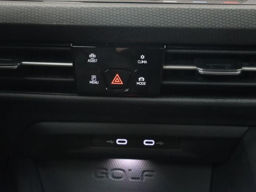 Volkswagen Golf 1.4 eHybrid GTE | Stoelverwarming | Adaptive cruise | Carplay | Navigatie | Parkeerhulp | Full LE... ActivLease financial lease