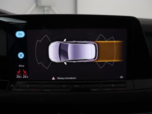 Volkswagen Golf 1.4 eHybrid GTE | Stoelverwarming | Adaptive cruise | Carplay | Navigatie | Parkeerhulp | Full LE... ActivLease financial lease