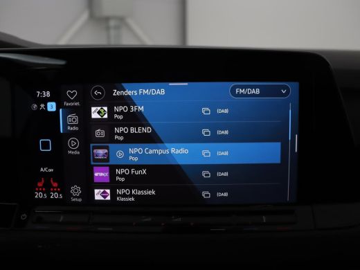 Volkswagen Golf 1.4 eHybrid GTE | Stoelverwarming | Adaptive cruise | Carplay | Navigatie | Parkeerhulp | Full LE... ActivLease financial lease