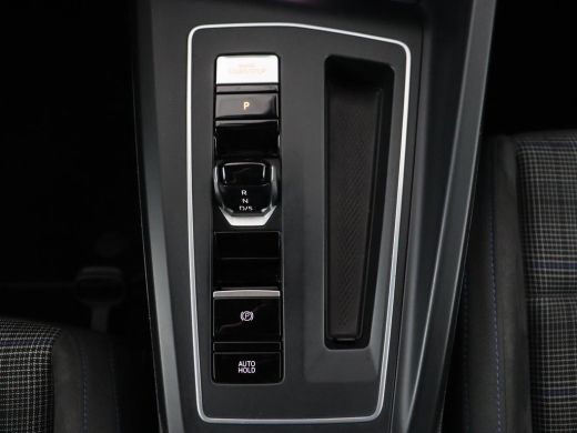 Volkswagen Golf 1.4 eHybrid GTE | Stoelverwarming | Adaptive cruise | Carplay | Navigatie | Parkeerhulp | Full LE... ActivLease financial lease