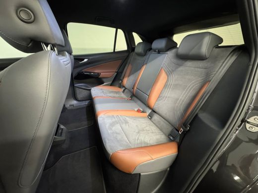 Volkswagen ID.4 First 77 kWh | SoH 90% | Achteruitrijcamera | Apple Carplay/Android Auto|telefoonintegratie premi... ActivLease financial lease