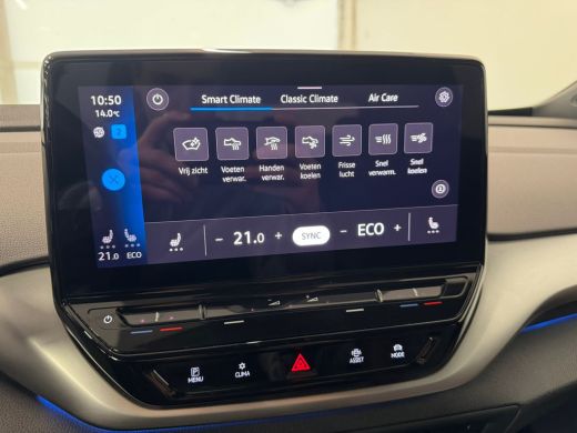 Volkswagen ID.4 First 77 kWh | SoH 90% | Achteruitrijcamera | Apple Carplay/Android Auto|telefoonintegratie premi... ActivLease financial lease