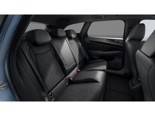 Volkswagen ID.7 Pro Limited Edition | Achterbank in ongelijke delen neerklapbaar incl. middenarmsteun en doorlaad... ActivLease financial lease