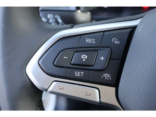 Volkswagen Polo Life Edition Inclusief &euro;2000,- inruilvoordeel | 'App-Connect' smartphone integratie | Achteruitri... ActivLease financial lease