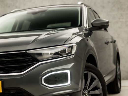 Volkswagen T-Roc 1.0 TSI Luxury Sport (VIRTUAL COCKPIT, LUXE LEDER, APPLE CARPLAY, CAMERA, CLIMATE, STOELVERWARMIN... ActivLease financial lease