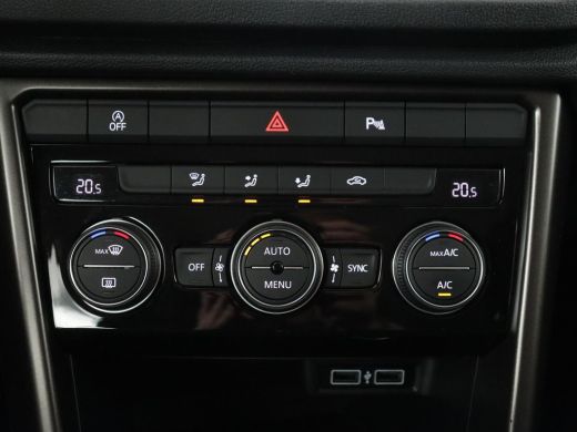 Volkswagen T-Roc 1.0 TSI Style | Carplay | Adaptive cruise | Parkeerhulp | Climate control | Bluetooth | 17'' | Bl... ActivLease financial lease