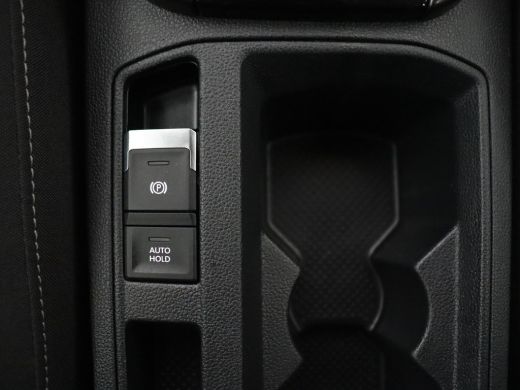 Volkswagen T-Roc 1.0 TSI Style | Carplay | Adaptive cruise | Parkeerhulp | Climate control | Bluetooth | 17'' | Bl... ActivLease financial lease