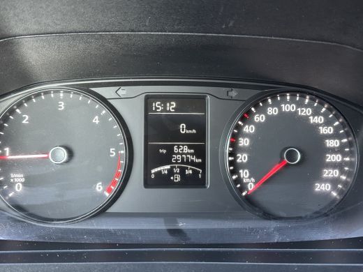 Volkswagen Transporter 2.0 TDI 102 PK / L2H1 / UNIEK 29.774 KM !! / 1e EIGENAAR / TREKHAAK / AIRCO / 3 ZITS ActivLease financial lease