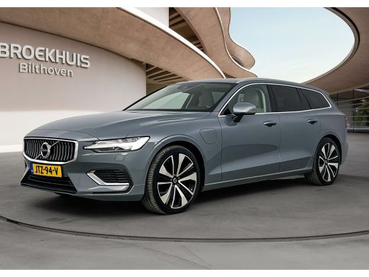 Volvo  V60 2.0 T6 Plug-in hybrid AWD Plus Bright | Trekhaak | PDC V+A en Camera | Stoel verwarimg - Ventilat... ActivLease financial lease