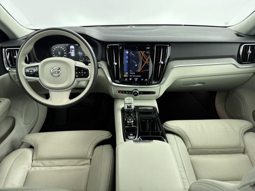 Volvo  V60 2.0 T6 Plug-in hybrid AWD Plus Bright | Trekhaak | PDC V+A en Camera | Stoel verwarimg - Ventilat... ActivLease financial lease