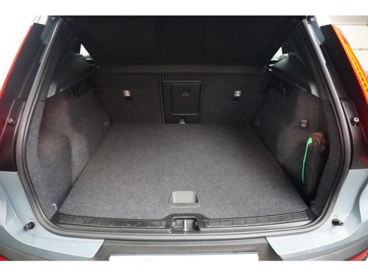 Volvo  XC40 1.5 T4 Recharge Inscription Expression | Trekhaak | Stoel + Stuurverwarming | Keyless Entry / Sta... ActivLease financial lease