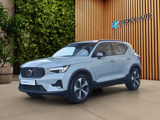 Volvo  XC40 2.0 B4 Plus Dark | Trekhaak | Camera | Stuur/stoelverwarming | Harman/Kardon