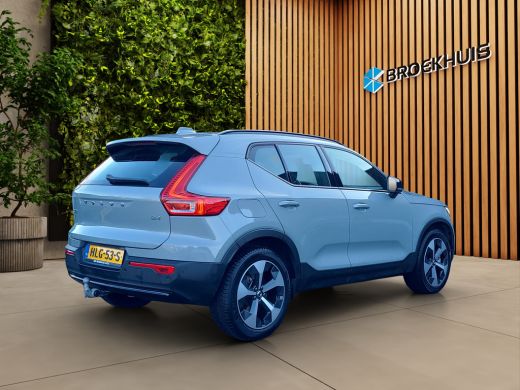 Volvo  XC40 2.0 B4 Plus Dark | Trekhaak | Camera | Stuur/stoelverwarming | Harman/Kardon ActivLease financial lease