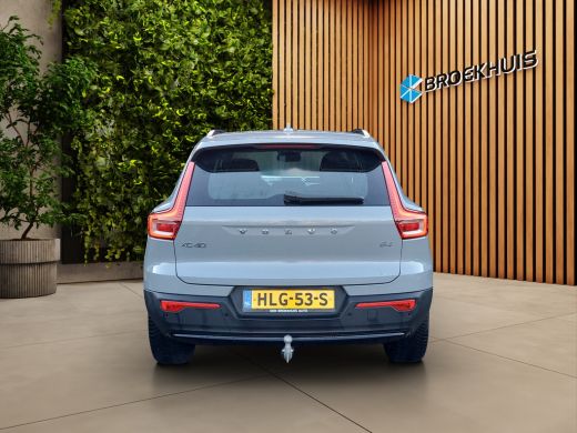 Volvo  XC40 2.0 B4 Plus Dark | Trekhaak | Camera | Stuur/stoelverwarming | Harman/Kardon ActivLease financial lease